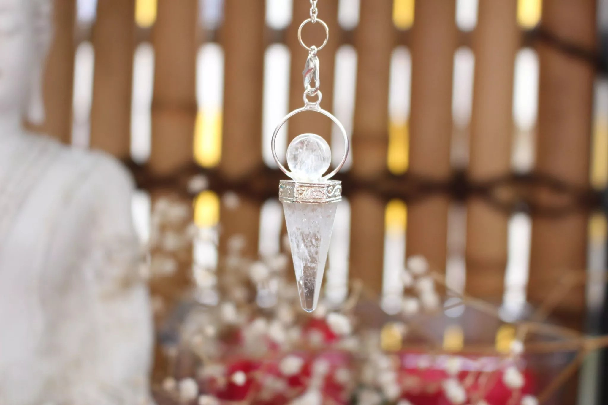pendule radiesthesie cristal de roche